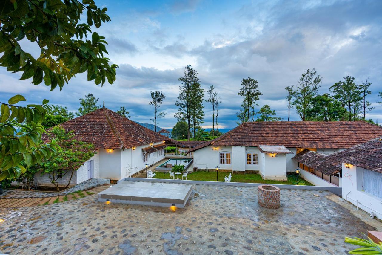 Zostel Plus Wayanad Kalpetta Esterno foto